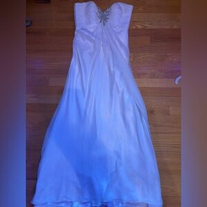 Size 8 La femme prom dress